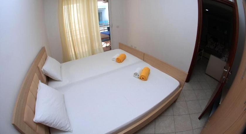 Sea View Apartments Saranda Exterior foto